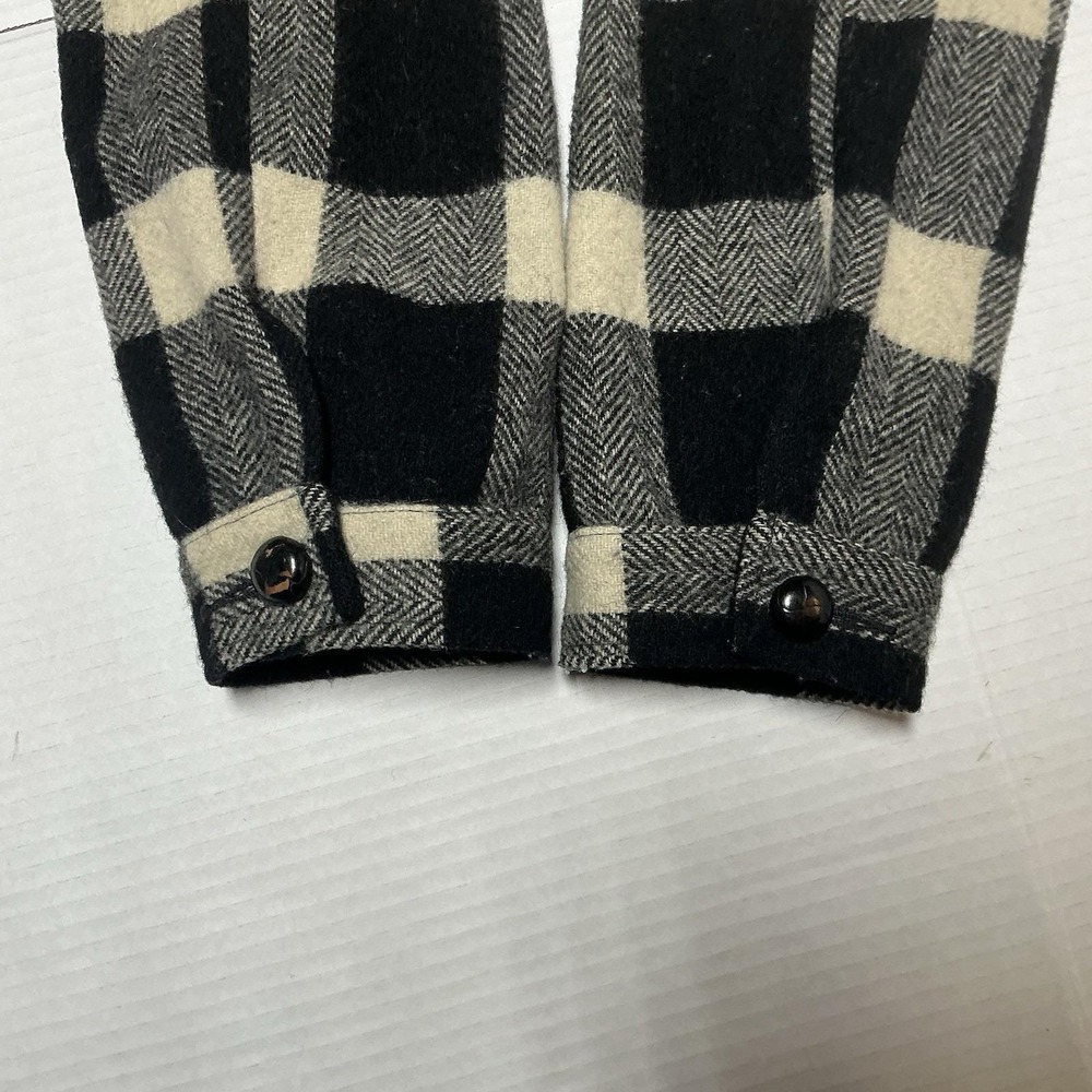 Vtg Pendleton Jacket Women's Medium Plaid 100% Virgin Wool Made USA 60s Pockets - Picture 10 of 16